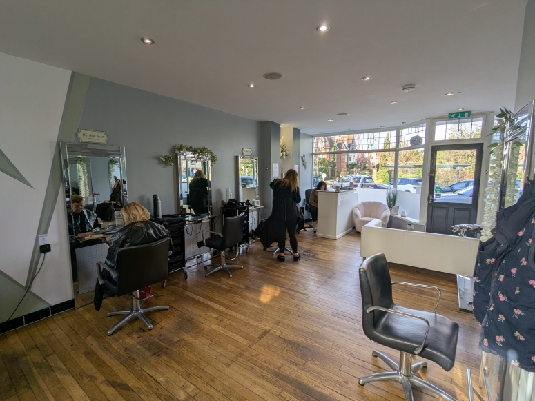 212, London Road, Burpham, Guildford, GU4 7JS