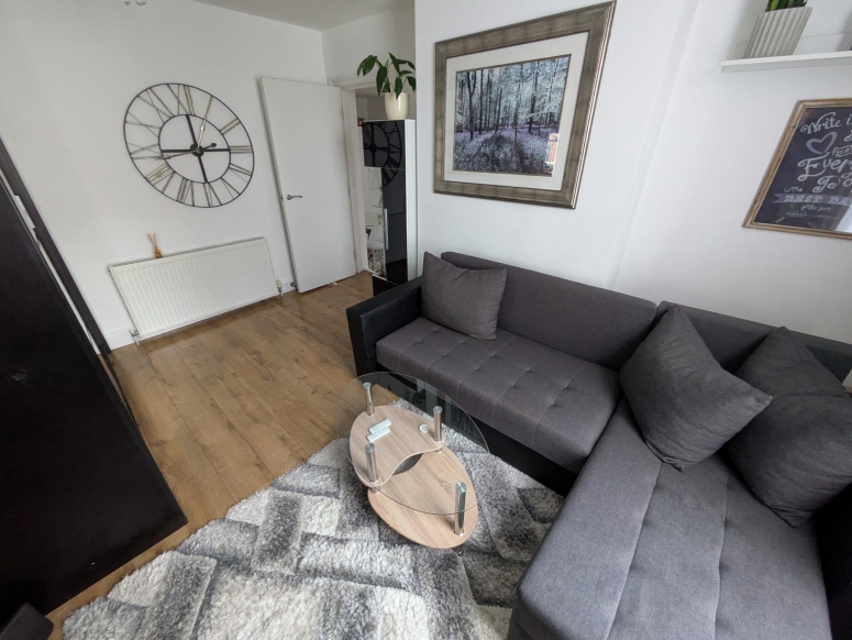 29-31 High Street, Dorking RH4 1AR