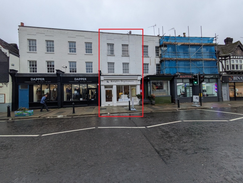 208 High Street, Dorking, RH4 1QR