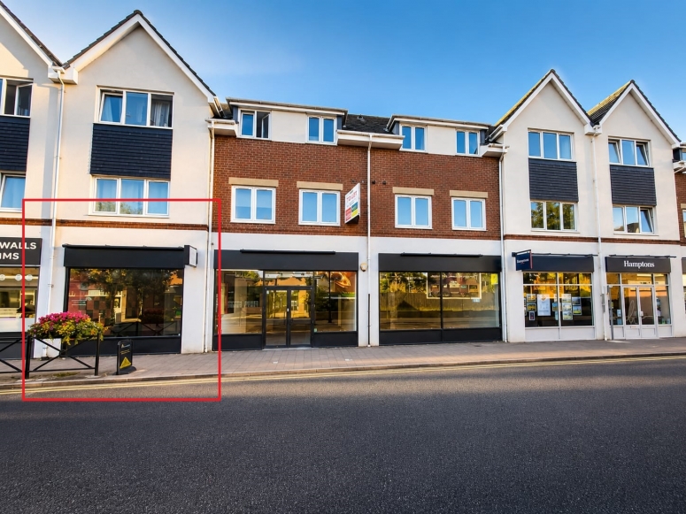 163 Fleet Road, Fleet, GU51 3PD