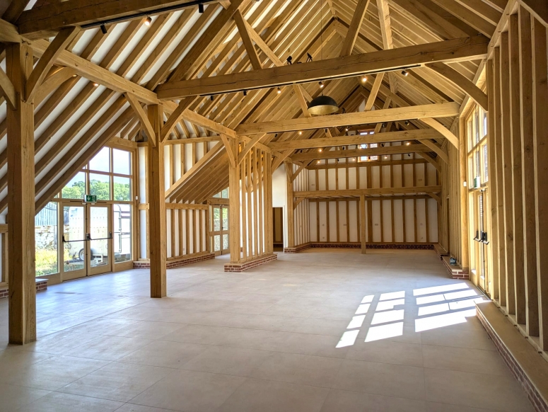 Mellersh Farm Barn, New Pond Road, Guildford, GU3 1BN