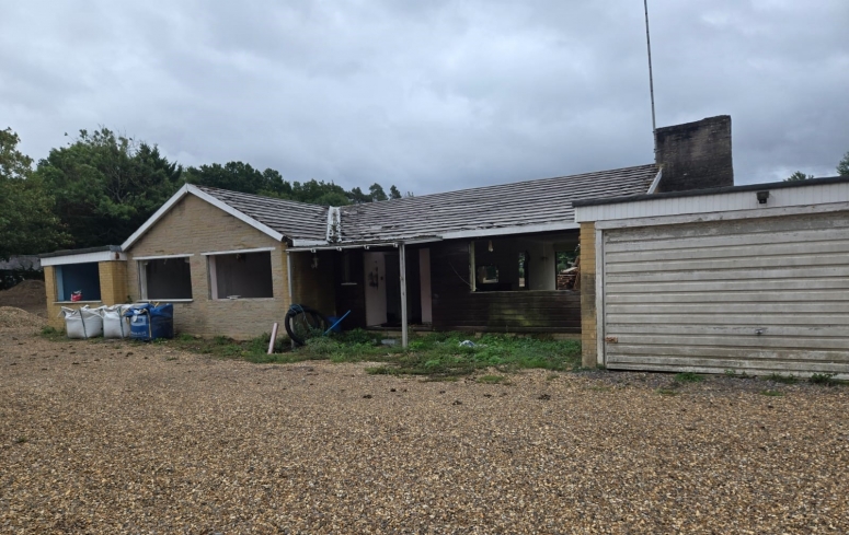 Longcross Farm, Longcross Road, Chertsey, KT16 0DP