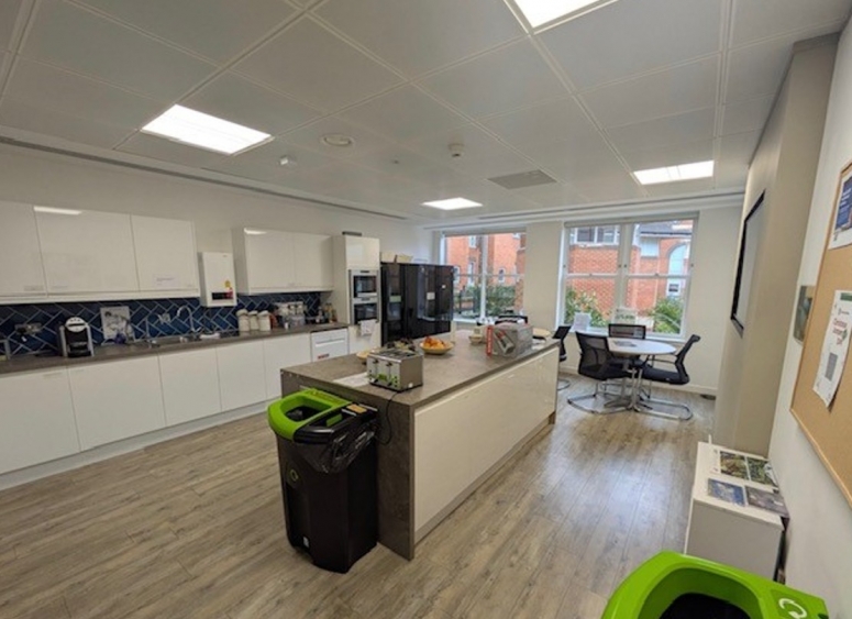 1st Floor Offices, Eastgate Court, High Street, Guildford GU1 3AW