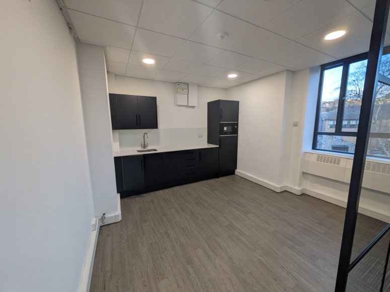 First Floor Office, Portsmouth House, 1 Portsmouth Road, Guildford, Surrey GU2 4BL