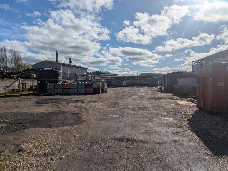 Unit 9 Stubs Industrial Estate, Hollybush Lane, Aldershot, GU11 2PX